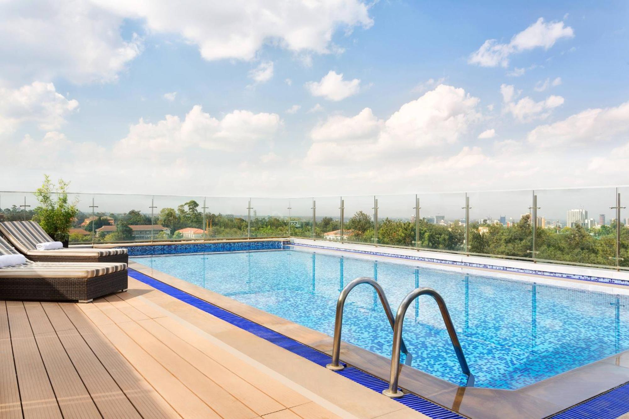 Four Points By Sheraton Nairobi Hurlingham Exterior foto